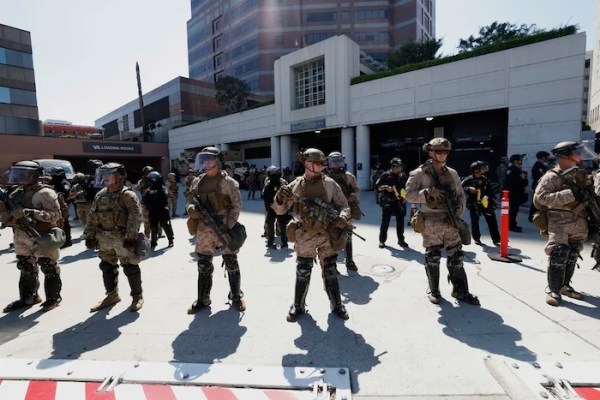 Marines deployed to Los Angeles to return home