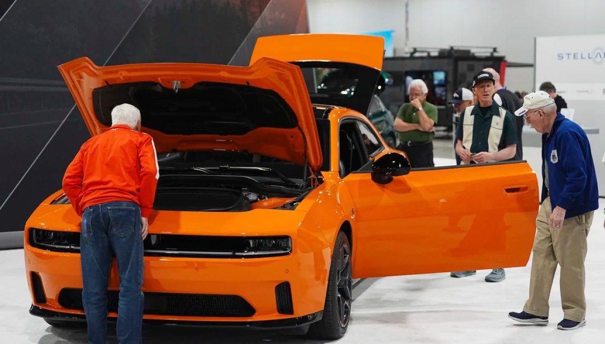 US automakers report losses in first signs of Trump tariff effects