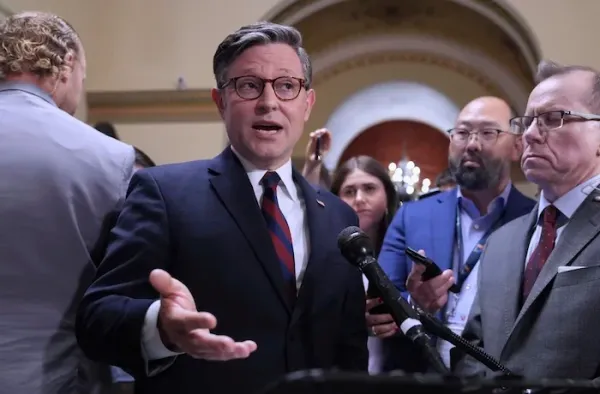 Health insurers drift leftward in campaign donations even as they seek to sway GOP