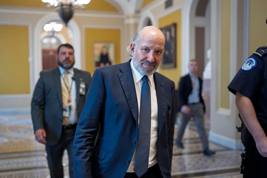 Broadband deregulation agenda at Commerce Department set to save $21 billion: Lutnick