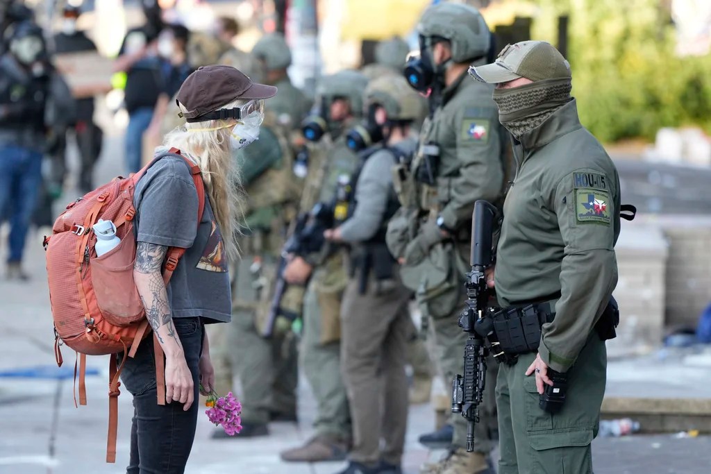 NextImg:Oregon sues Trump administration for deploying National Guard to Portland
