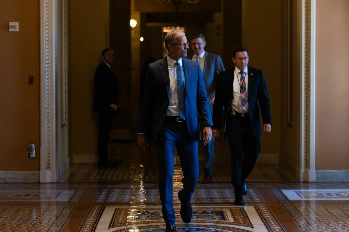 GOP to hold rare weekend Senate session as Democrats split on shutdown deal