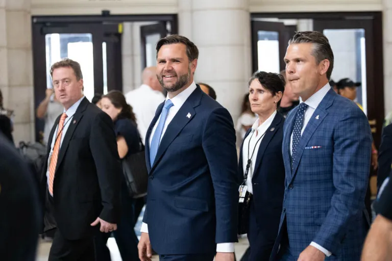 JD Vance and Pete Hegseth