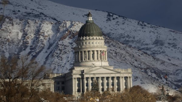 Utah judge rejects GOP redistricting plan in favor of one that creates a new blue district