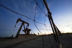 Oil prices projected to fall below $60, risking Trump drilling goals