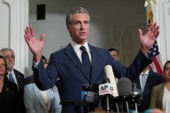 Newsom dismisses Bed Bath & Beyond announcement that chain won’t open in California