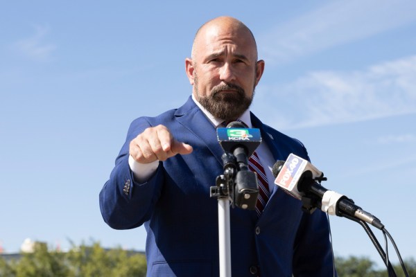 Florida Lt. Gov. would consider Casey DeSantis as running mate if he enters 2026 race