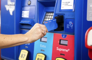 Gas prices: Slight decreases at the pumps to begin the week