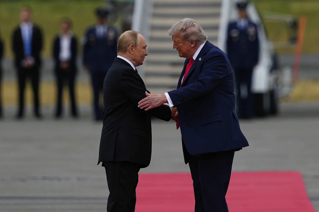 Trump and Putin start ‘high-stakes’ in-person meeting to end Russia-Ukraine war  at george magazine