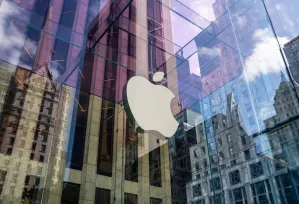 Apple reaches $250 million settlement with customers over AI capabilities