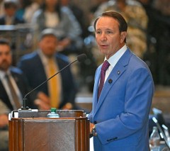 Landry orders moratorium on new carbon capture projects, industry pushes back