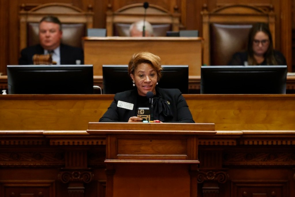 NextImg:Ex-Democrat launches GOP bid for Georgia school superintendent