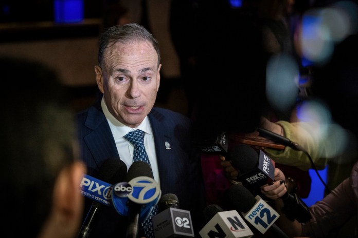 New York Democratic Party chairman breaks with Hochul on Mamdani