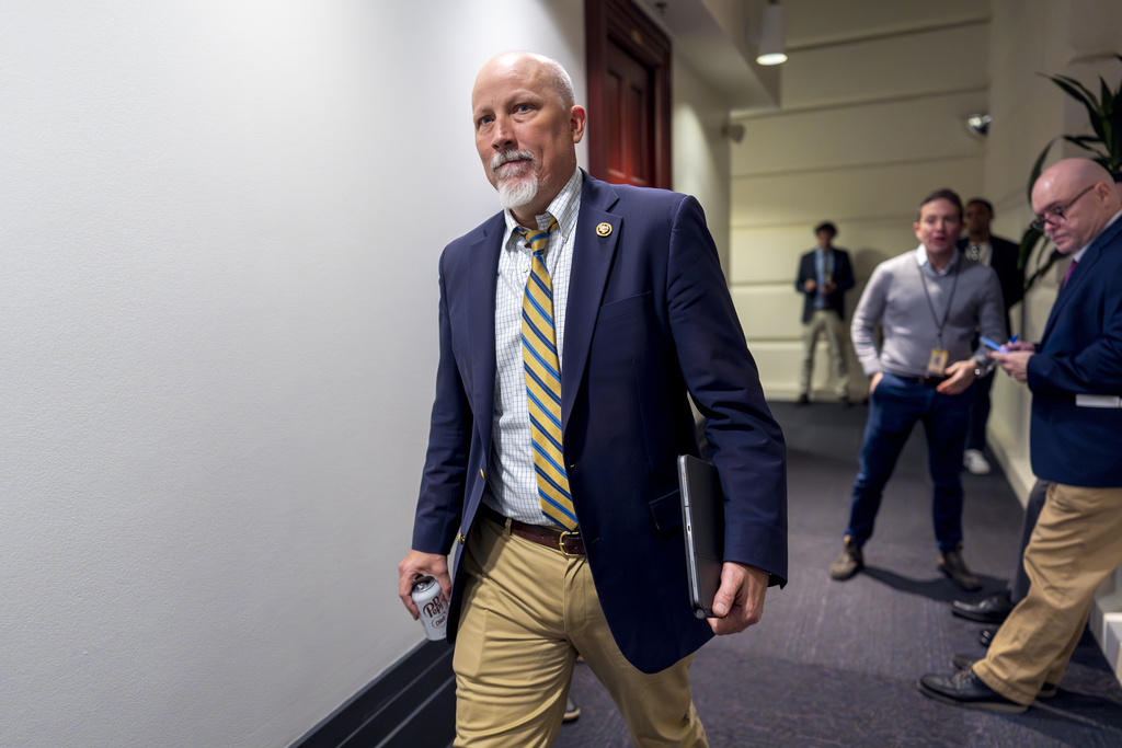 Chip Roy floats bill to freeze immigration until H1-B visas and birth citizenship are ‘dealt with’