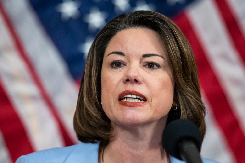 NextImg:Trump's tariff relief for farmers puts Dems in legislative crosshairs