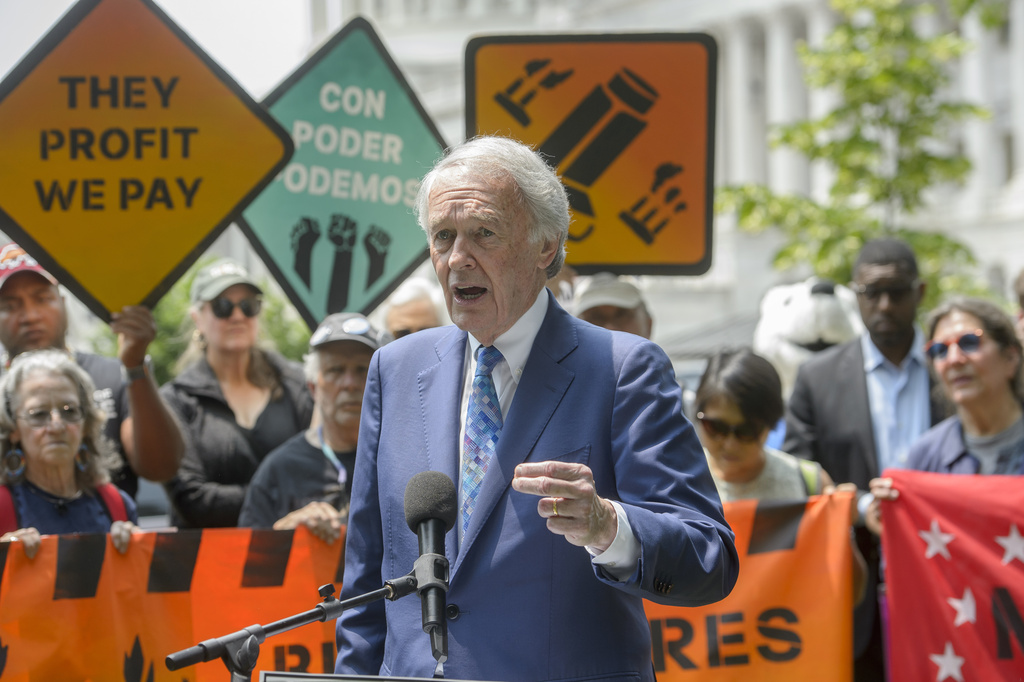 Ed Markey calls to ‘invoke the 25th Amendment’