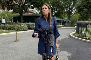 Huckabee Sanders slammed for ad featuring white man on welfare