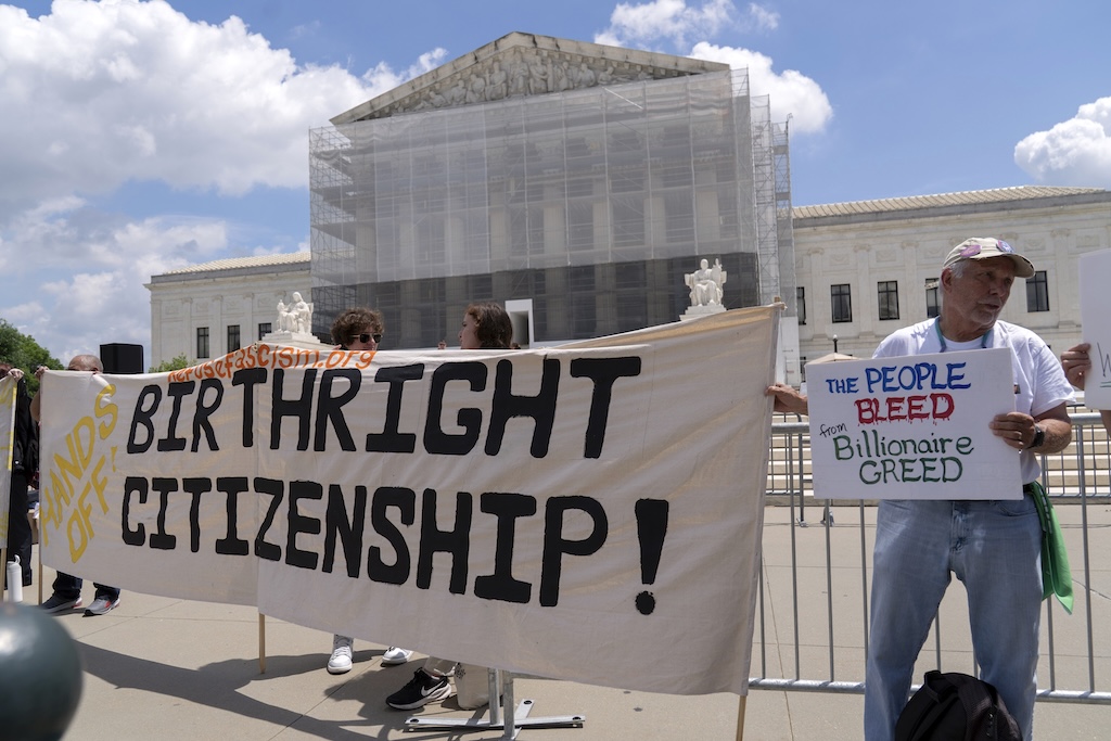 NextImg:DOJ asks Supreme Court to review birthright citizenship order