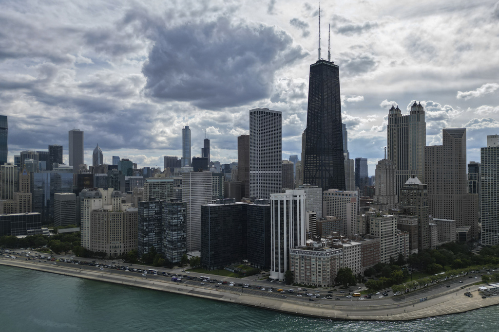 NextImg:Group urges Trump to help save Chicago 'before it’s too late'