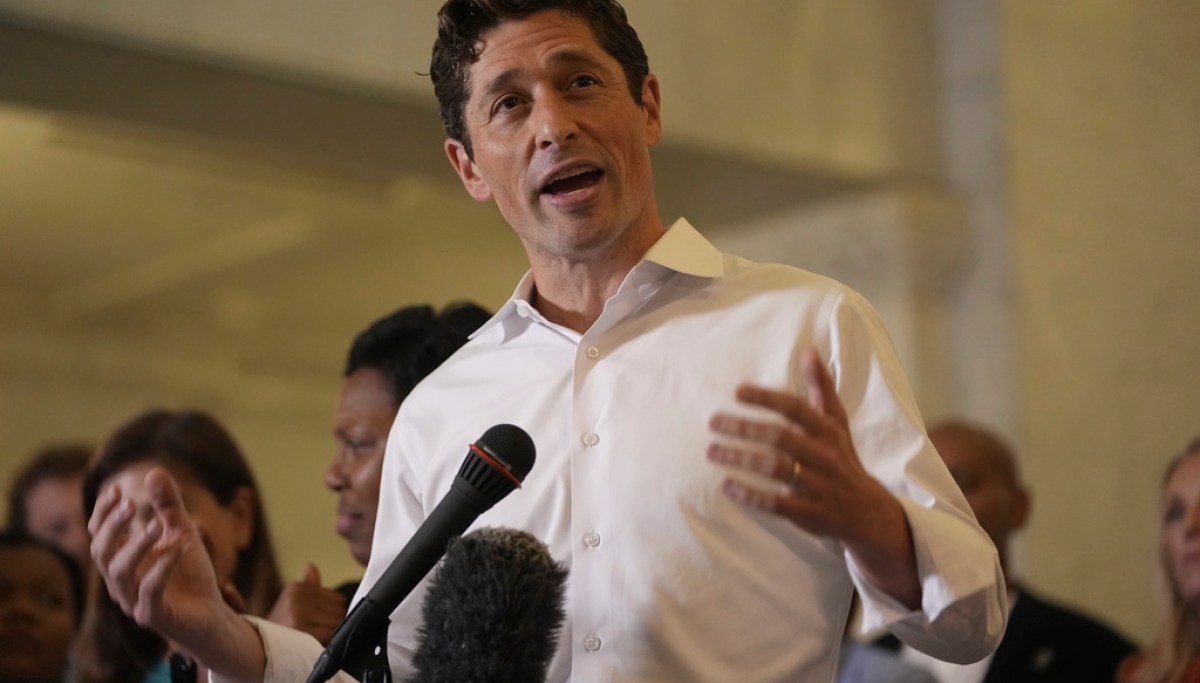 Minneapolis mayor does not support abolishing ICE after deadly shooting