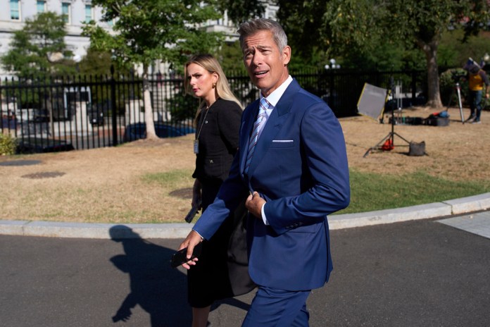 Transportation Secretary Sean Duffy walks to the White House after doing an interview, Thursday, Sept. 4, 2025, in Washington.