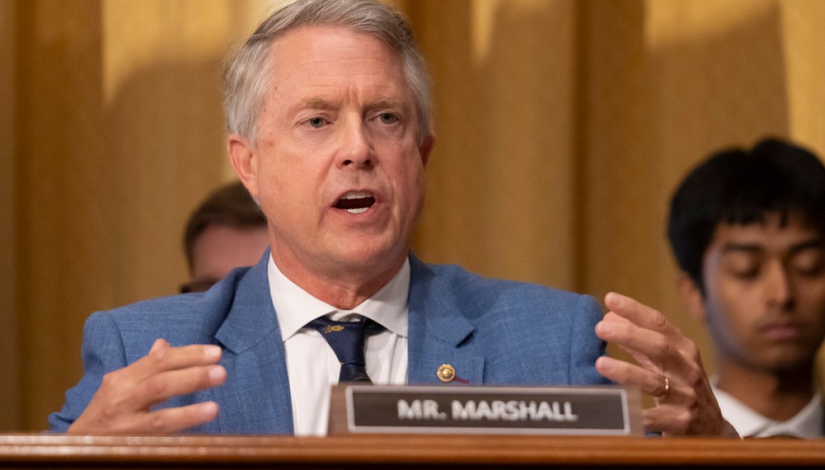 Sen. Marshall says Iran has 'to be able to defend themselves'