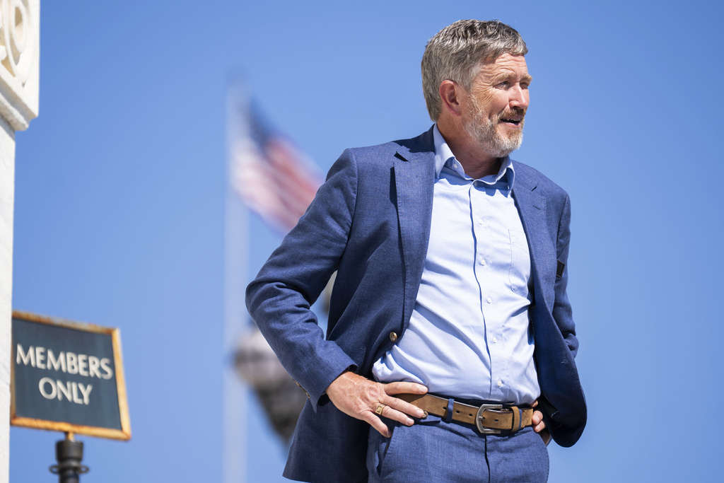NextImg:Capitol Tea: Thomas Massie’s makeover