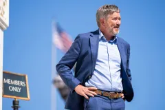 Massie feuds with Trump-endorsed opponent over Gallrein’s decision to ditch party label