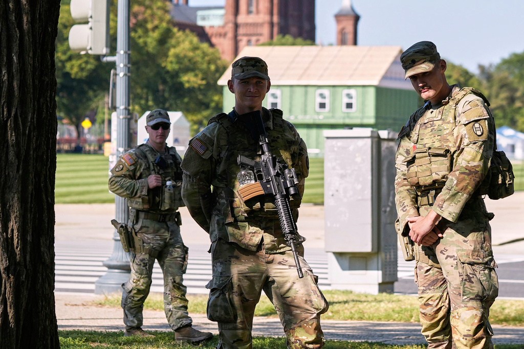 National Guard breaks up fistfight in DC