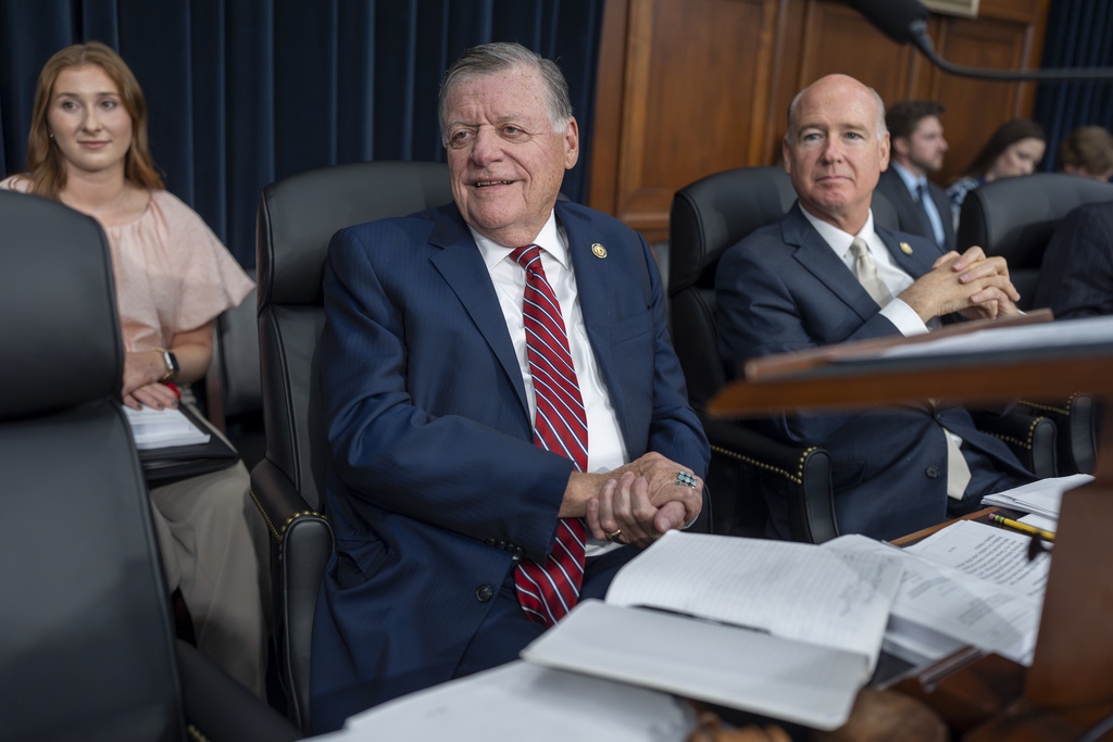 NextImg:Republicans close to short-term funding deal as shutdown looms