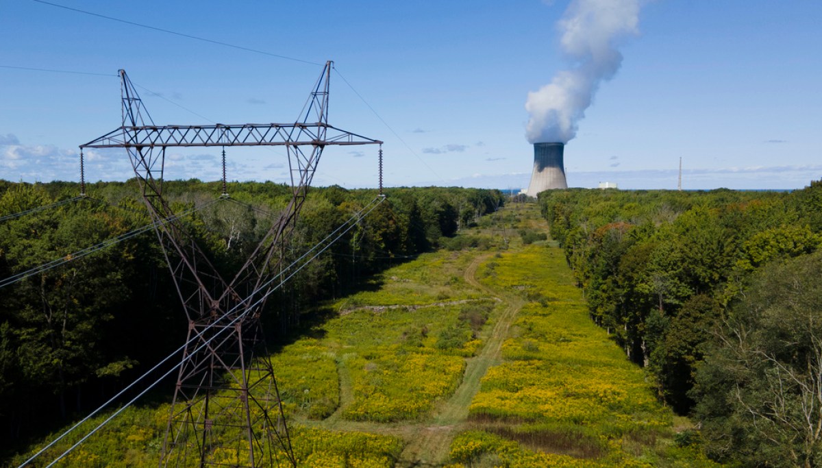 Democrats sound alarm over bill limiting independent reviews of new nuclear reactors