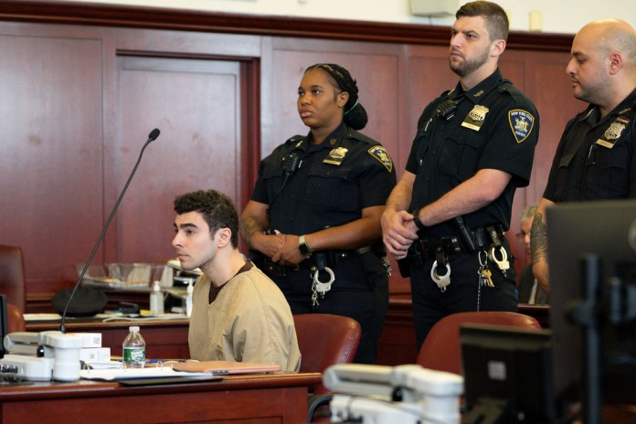 Luigi Mangione, accused of fatally shooting UnitedHealthcare CEO Brian Thompson, appears in Manhattan state court in New York, Tuesday, Sept. 16, 2025.