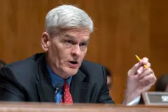 Cassidy asks HHS for new data to support claims tying Tylenol to autism
