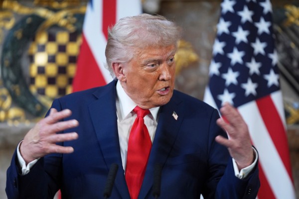 Supreme Court sets November date to hear Trump tariff power challenges