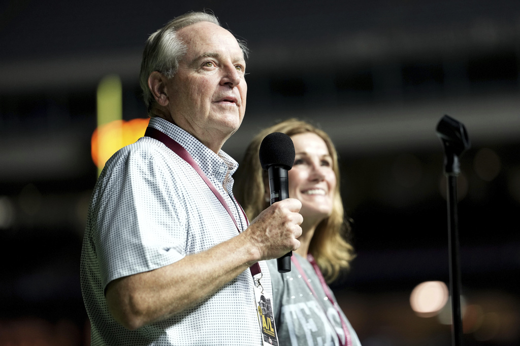 NextImg:Texas A&M president resigns after gender ideology backlash