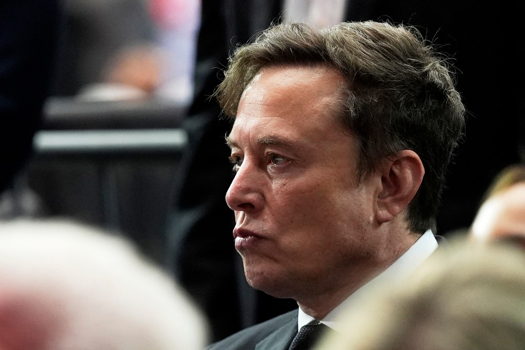 NextImg:Musk xAI working on 'Grokipedia' after Wikipedia co-founder spotlights site's blacklist