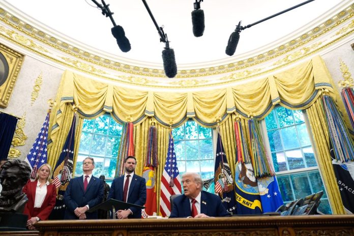 Conservative group comes to Trump’s aid in Chinese tariff war