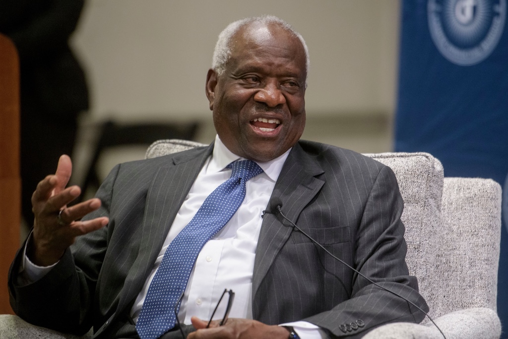 NextImg:Clarence Thomas defends Supreme Court overruling precedents