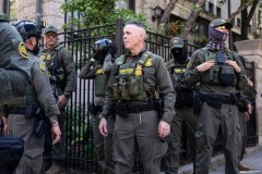 Border Patrol to remain in Chicago and Portland to support ICE if government shuts down
