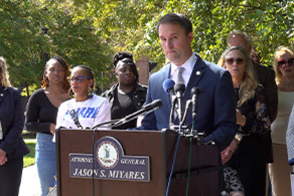 NextImg:Attorney General Jason Miyares calls on Virginia prosecutor to resign