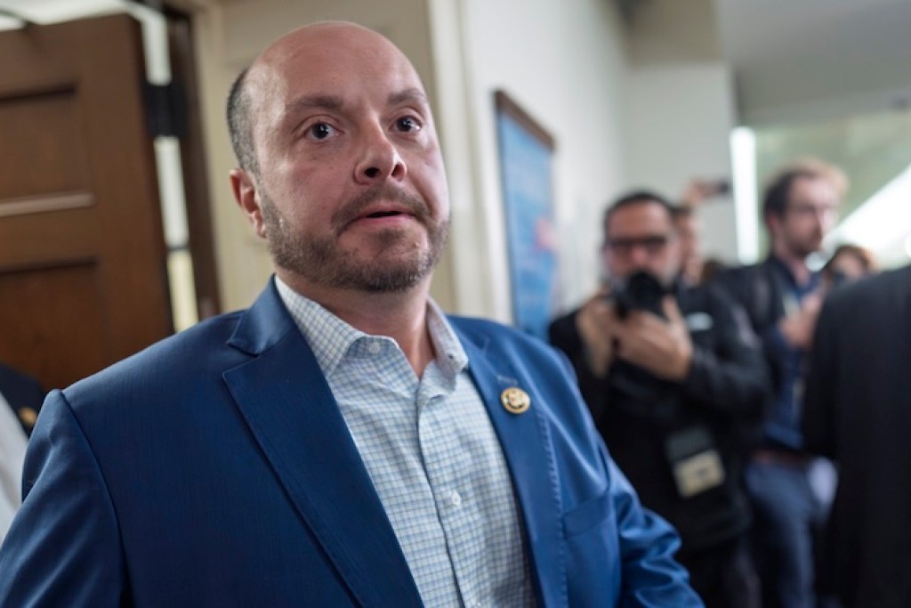 NextImg:Republicans want to know how Discord polices for extremism