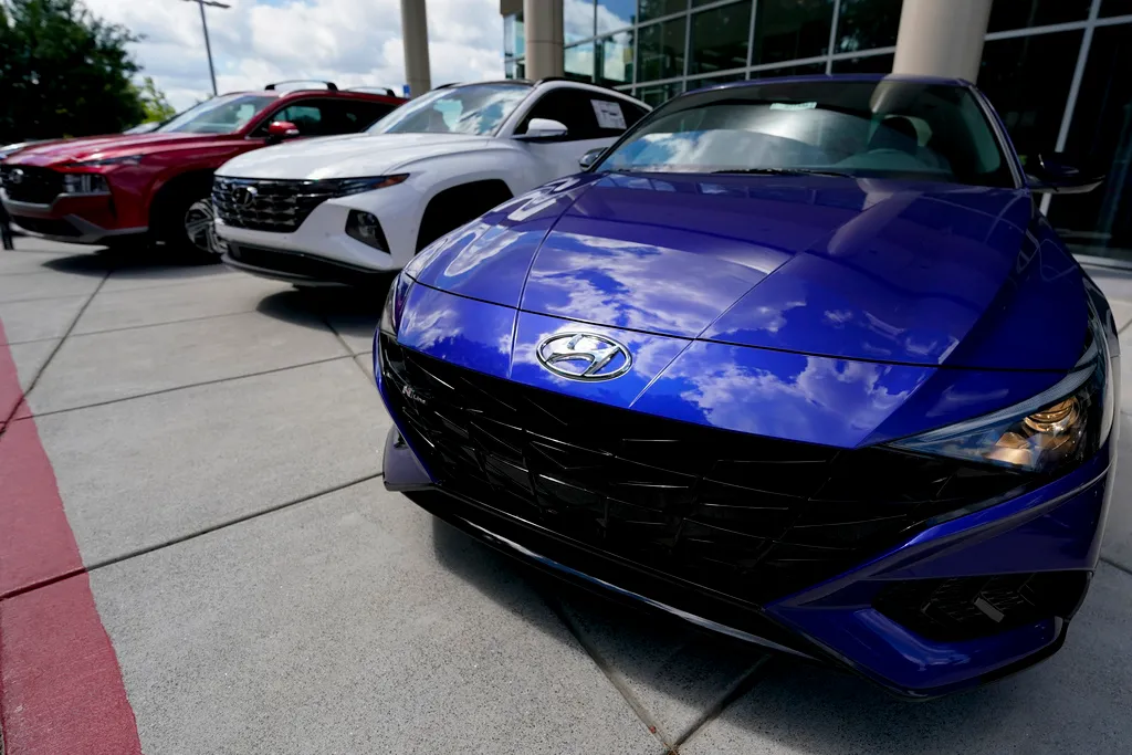 NextImg:Immigration officers raid Hyundai EV manufacturing site in Georgia