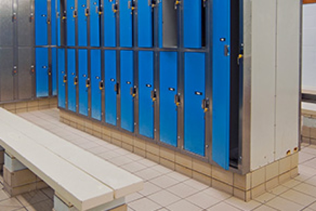 NextImg:Boy allowed to change in girls locker room in Fairfax County High School