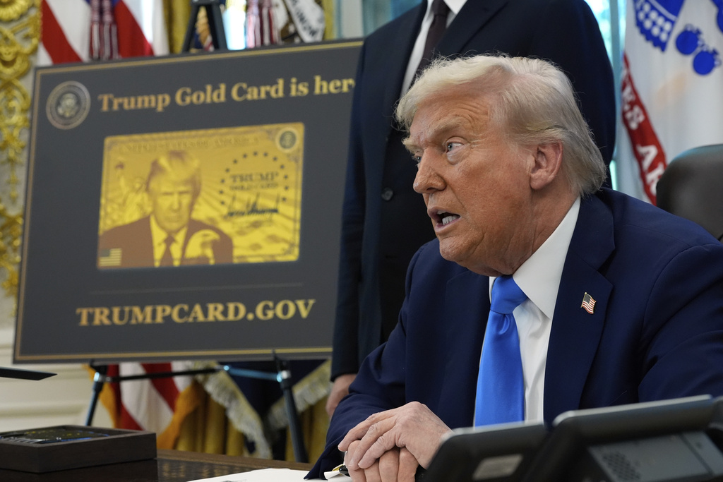 NextImg:Trump signs order creating $1m 'Gold Card,' $5m 'Platinum Card'