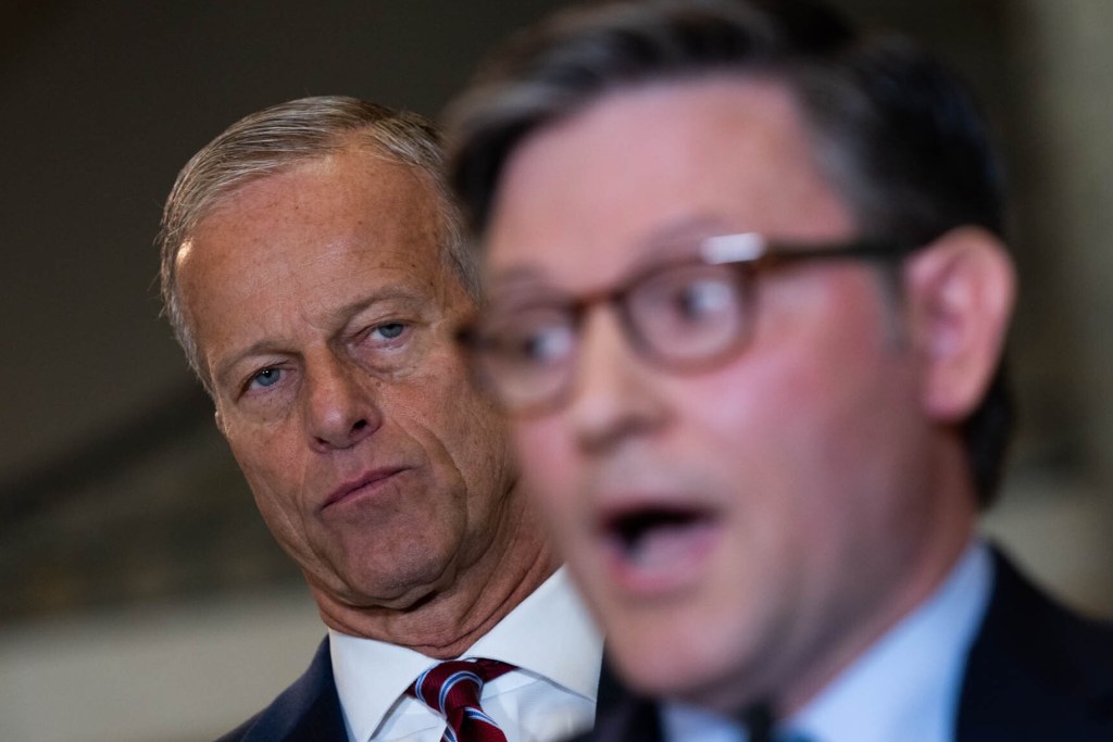 NextImg:Senate leaves for the weekend with no shutdown deal in sight
