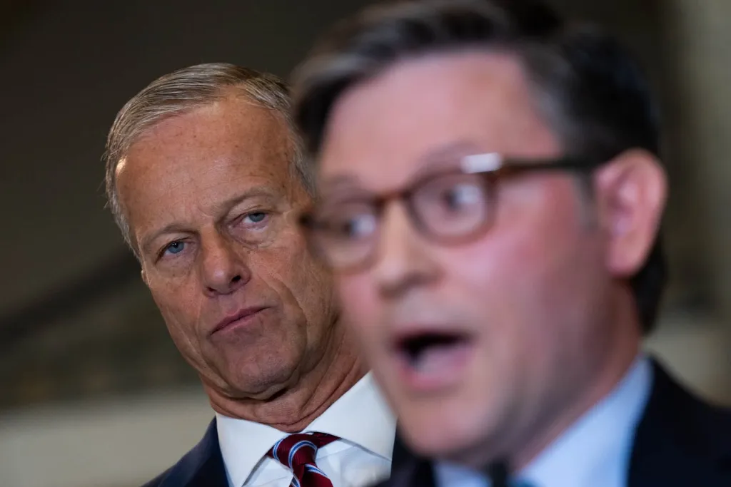 NextImg:Senate leaves for the weekend with no shutdown deal in sight