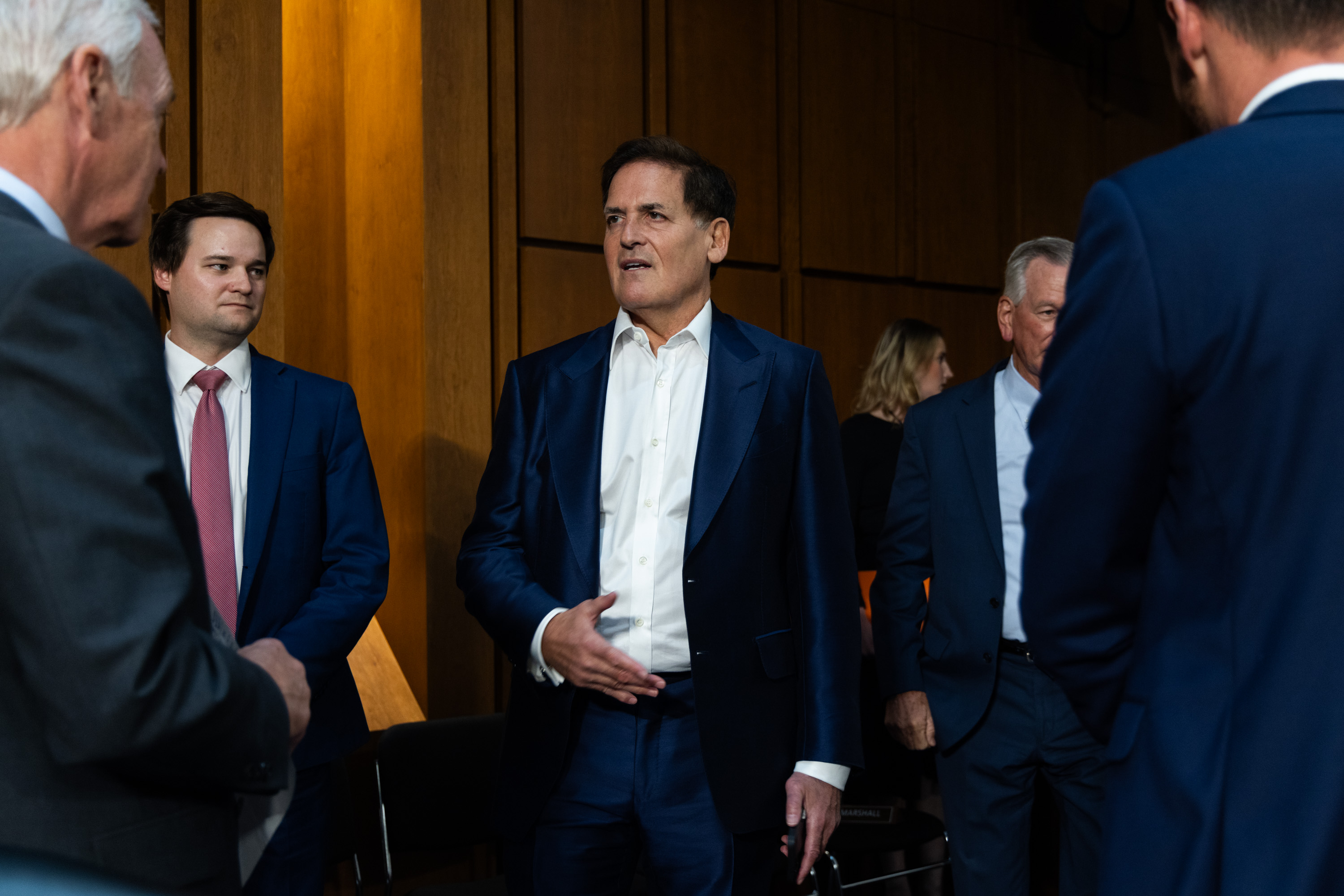 Mark Cuban hearing erupts over Obamacare subsidies amid shutdown fight
