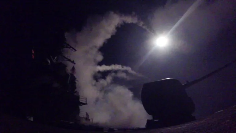 Tomahawk missile