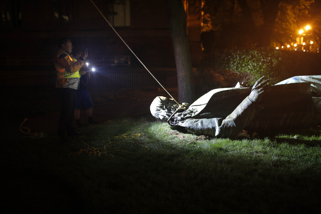 DC Confederate statue toppled by BLM activists restored to capital after Trump intervention 
