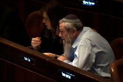 Israel’s right-wing votes for Israeli sovereignty in West Bank, ignoring Netanyahu’s opposition
